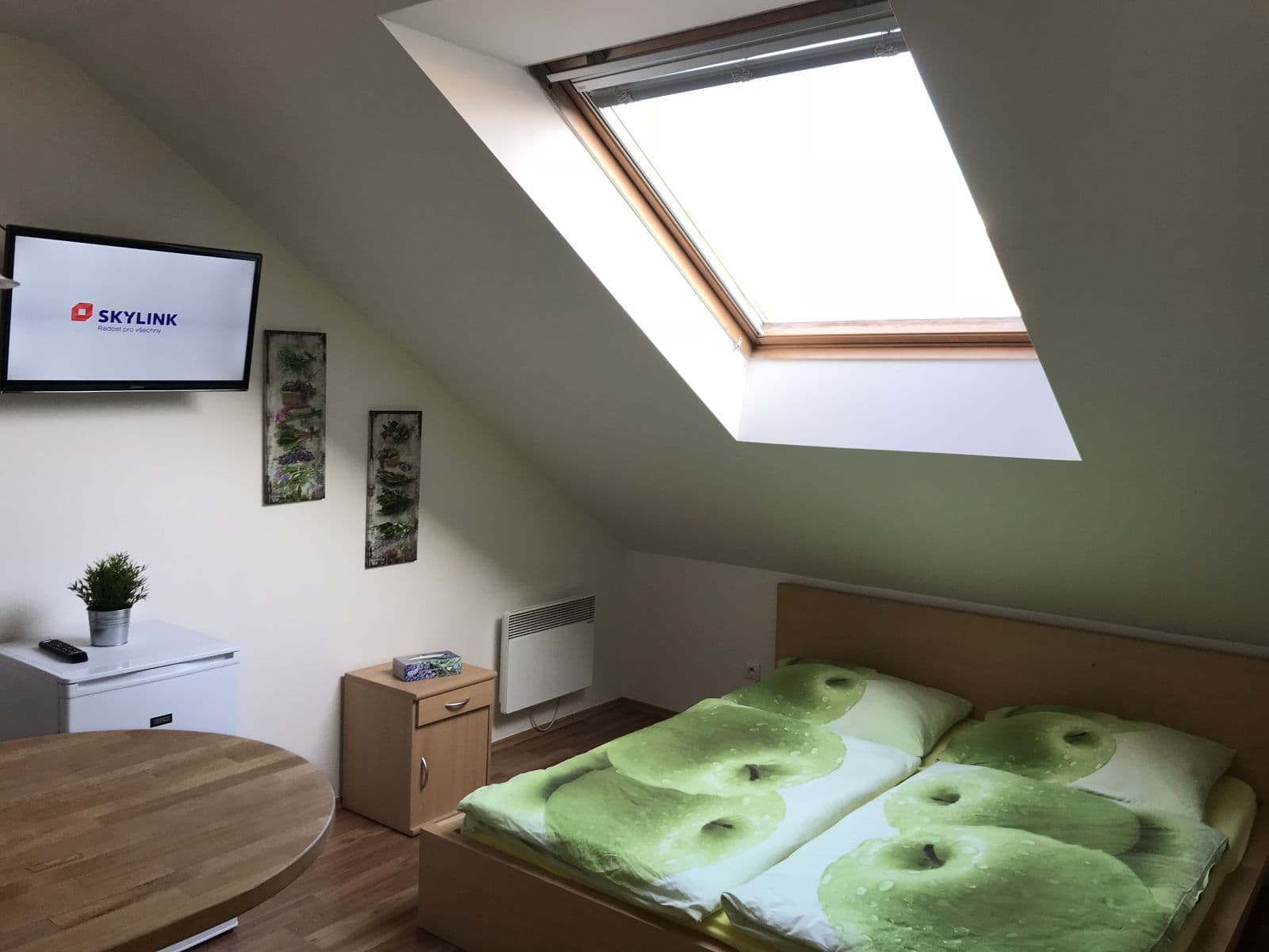 Prenájom bytu 1-izbový 30 m², Kodaňská, Praha, Praha Prenájom bytu 1-izbový 30 m², Kodaňská, Praha, Praha