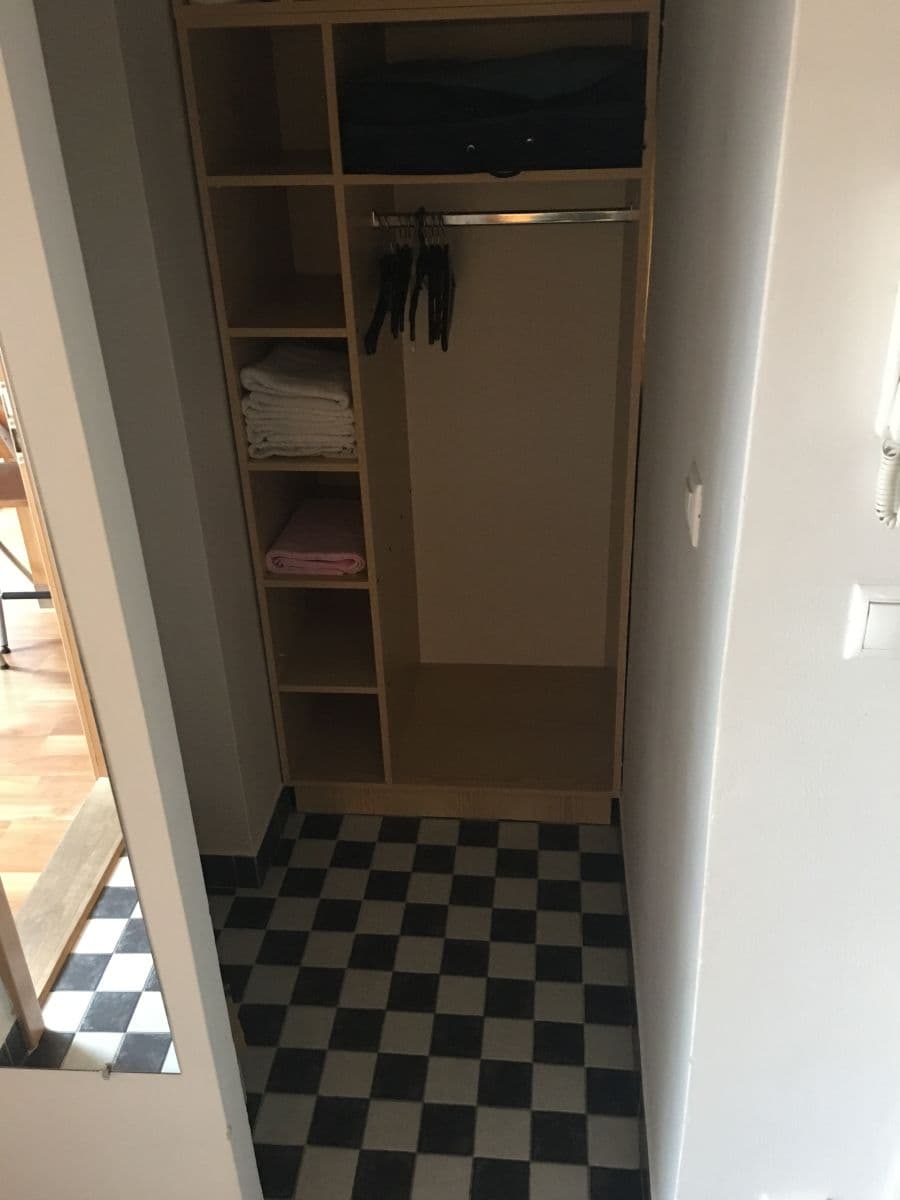 Prenájom bytu 1-izbový 30 m², Kodaňská, Praha, Praha Prenájom bytu 1-izbový 30 m², Kodaňská, Praha, Praha
