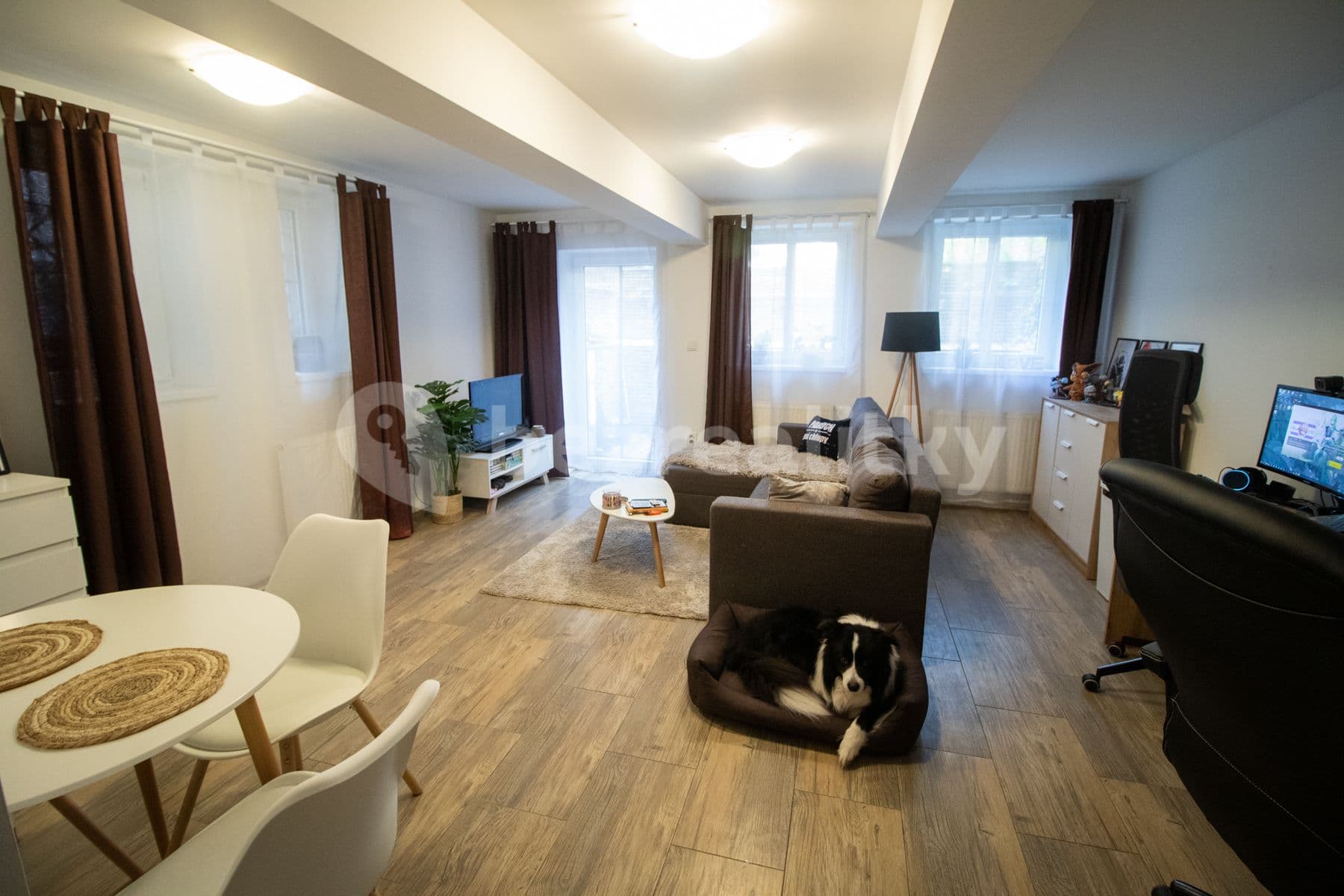 Prenájom bytu 2-izbový 48 m², Švehlova, Hradec Králové, Královéhradecký kraj