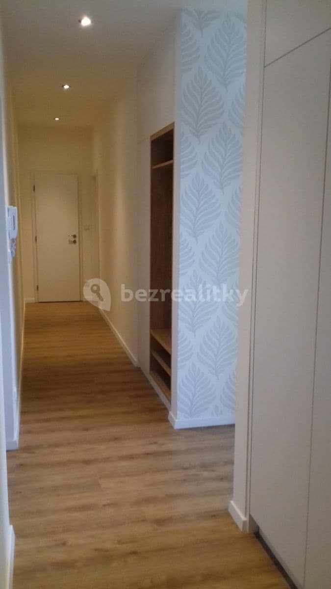 Prenájom bytu 2-izbový 82 m², Bulharská, Brno, Jihomoravský kraj