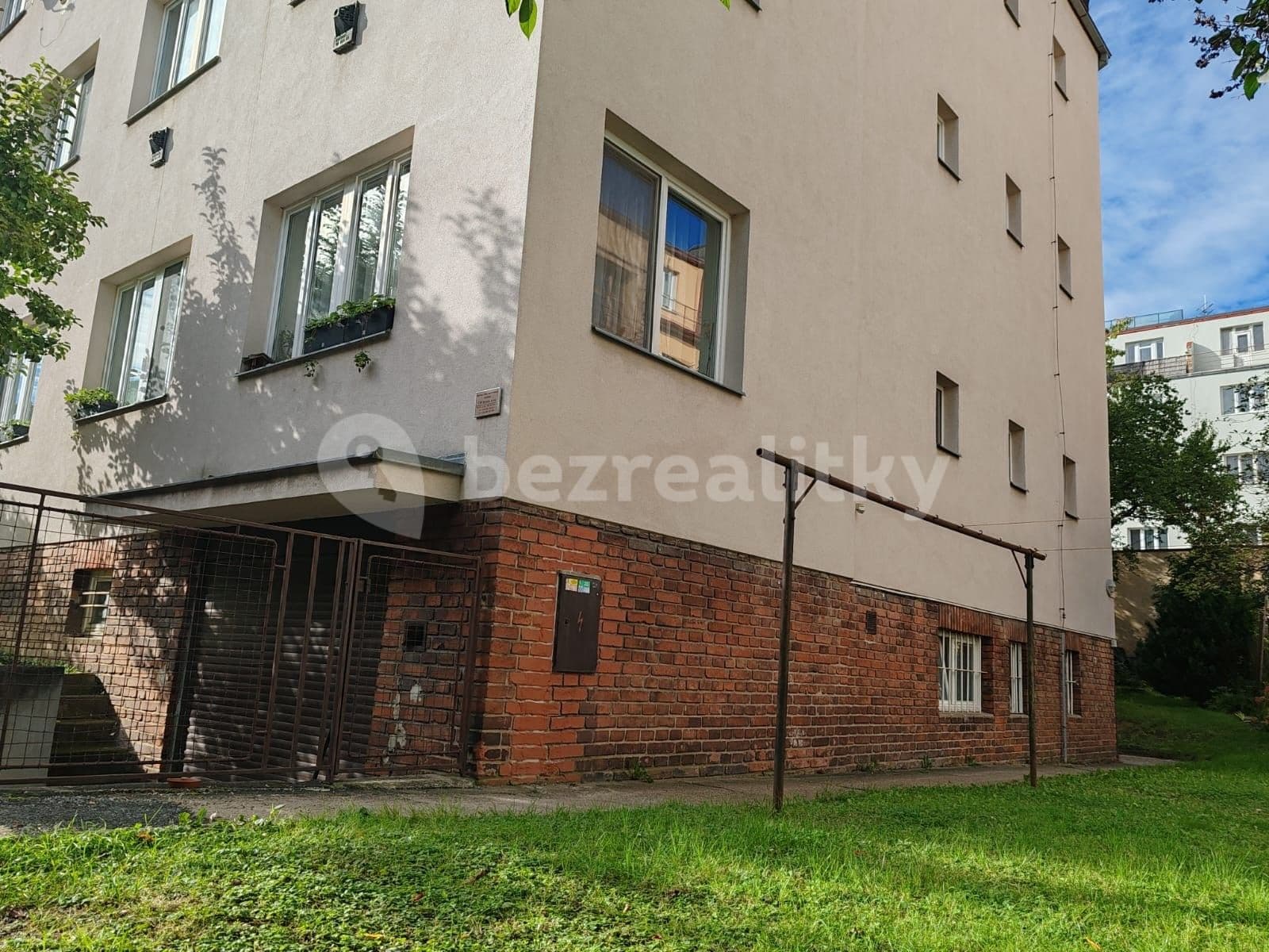 Prenájom bytu Garsoniéra 28 m², Na Dlouhém Lánu, Praha, Praha Prenájom bytu Garsoniéra 28 m², Na Dlouhém Lánu, Praha, Praha