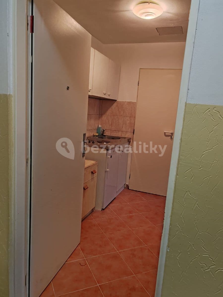 Prenájom bytu Garsoniéra 28 m², Na Dlouhém Lánu, Praha, Praha Prenájom bytu Garsoniéra 28 m², Na Dlouhém Lánu, Praha, Praha