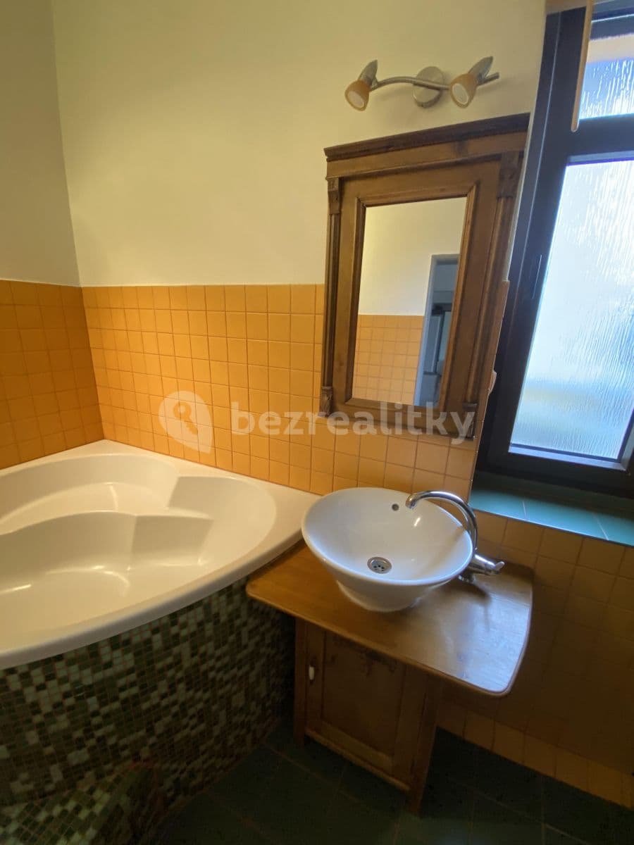 Prenájom bytu 2-izbový 80 m², Gellnerova, Mladá Boleslav, Středočeský kraj Prenájom bytu 2-izbový 80 m², Gellnerova, Mladá Boleslav, Středočeský kraj