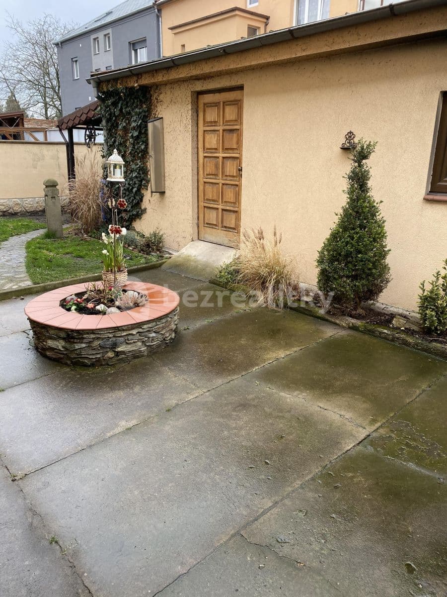 Prenájom bytu 2-izbový 80 m², Gellnerova, Mladá Boleslav, Středočeský kraj Prenájom bytu 2-izbový 80 m², Gellnerova, Mladá Boleslav, Středočeský kraj