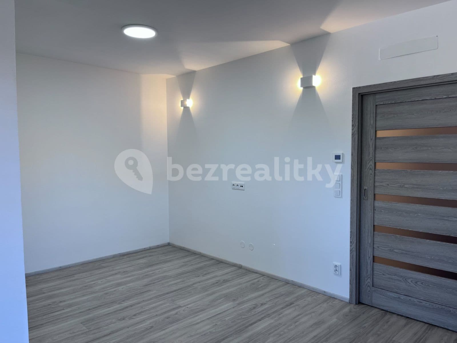 Prenájom bytu 3-izbový 65 m², Tuřany, Brno, Jihomoravský kraj Prenájom bytu 3-izbový 65 m², Tuřany, Brno, Jihomoravský kraj