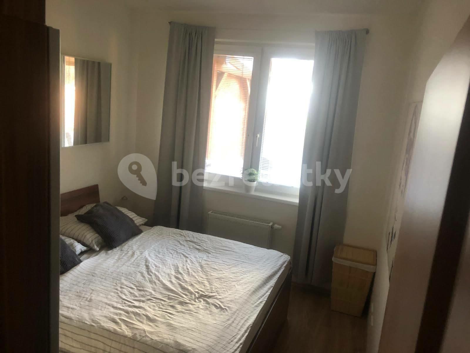 Prenájom bytu 2-izbový 44 m², U Uhříněveské Obory, Praha, Praha Prenájom bytu 2-izbový 44 m², U Uhříněveské Obory, Praha, Praha