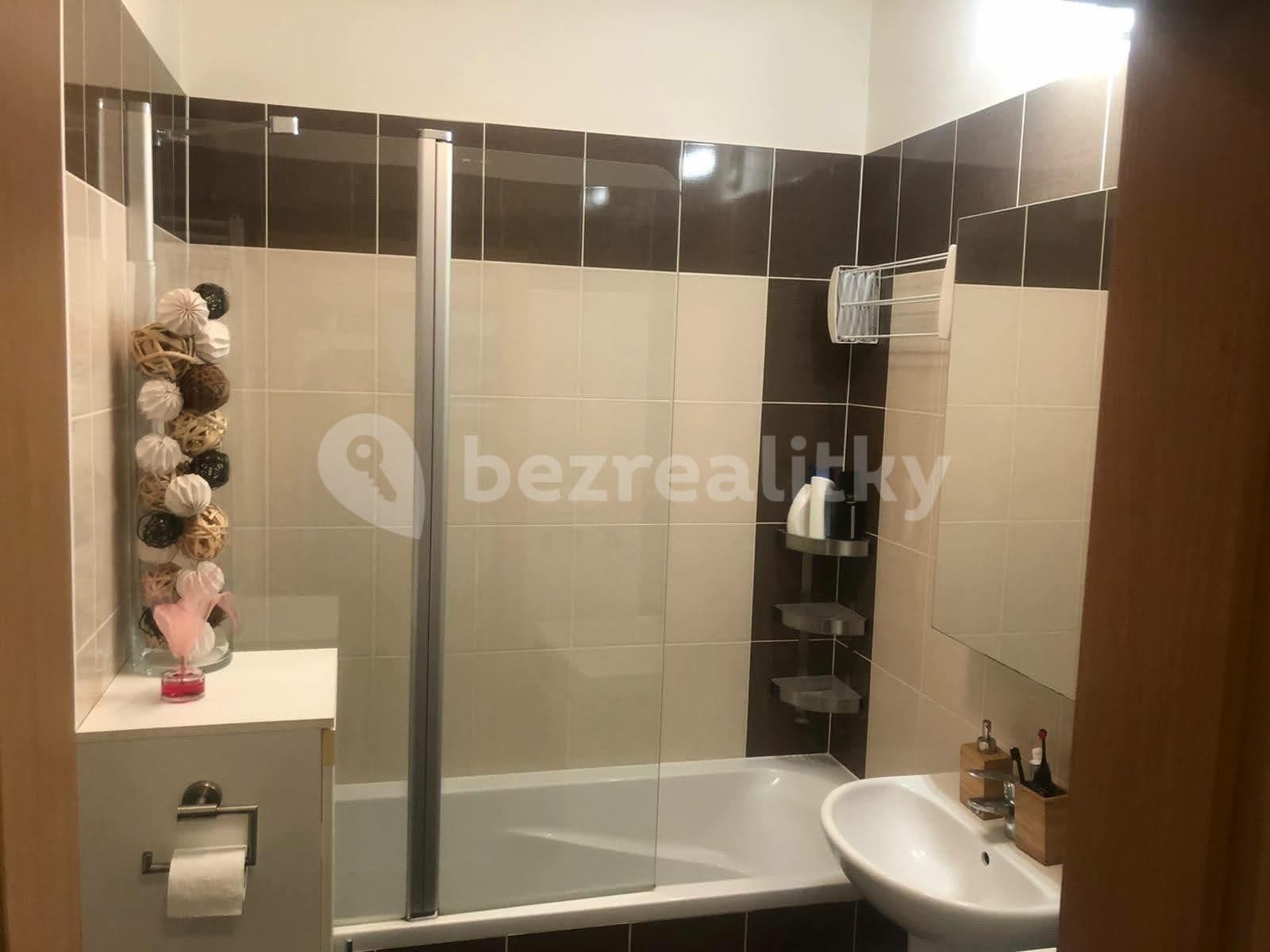Prenájom bytu 2-izbový 44 m², U Uhříněveské Obory, Praha, Praha Prenájom bytu 2-izbový 44 m², U Uhříněveské Obory, Praha, Praha