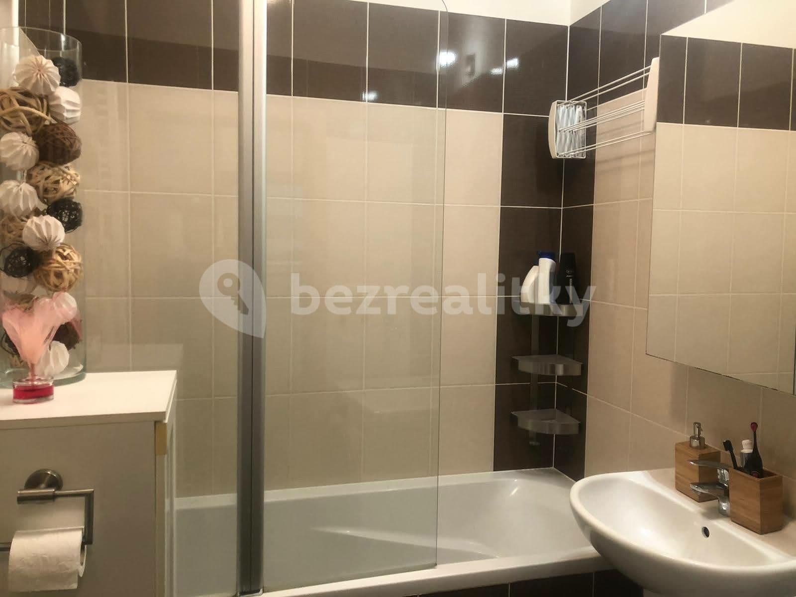 Prenájom bytu 2-izbový 44 m², U Uhříněveské Obory, Praha, Praha Prenájom bytu 2-izbový 44 m², U Uhříněveské Obory, Praha, Praha