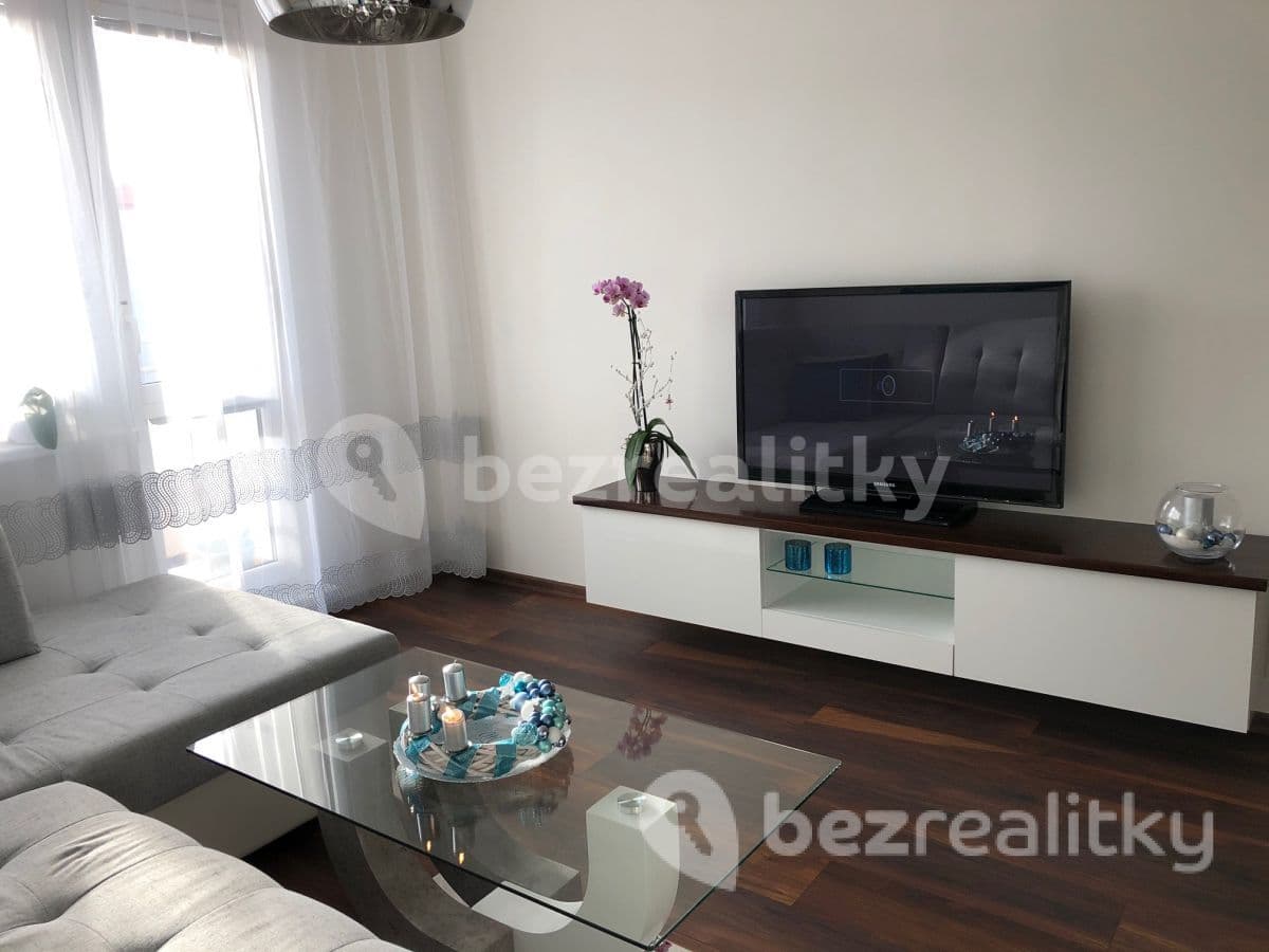 Prenájom bytu 3-izbový 54 m², Skřivanská, Praha, Praha Prenájom bytu 3-izbový 54 m², Skřivanská, Praha, Praha