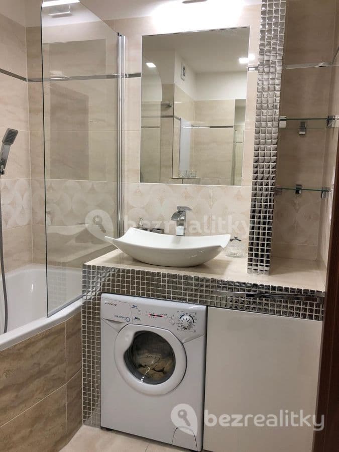 Prenájom bytu 3-izbový 54 m², Skřivanská, Praha, Praha Prenájom bytu 3-izbový 54 m², Skřivanská, Praha, Praha
