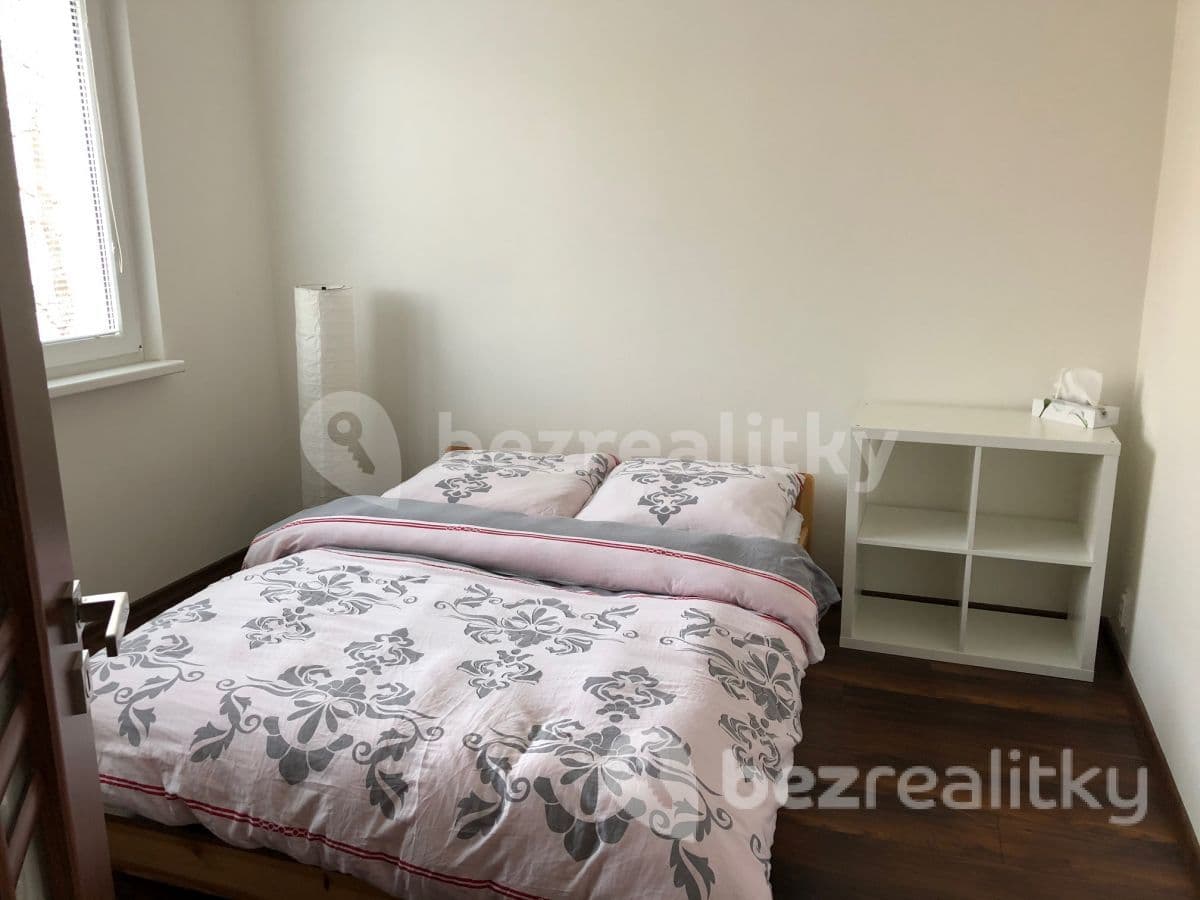 Prenájom bytu 3-izbový 54 m², Skřivanská, Praha, Praha Prenájom bytu 3-izbový 54 m², Skřivanská, Praha, Praha