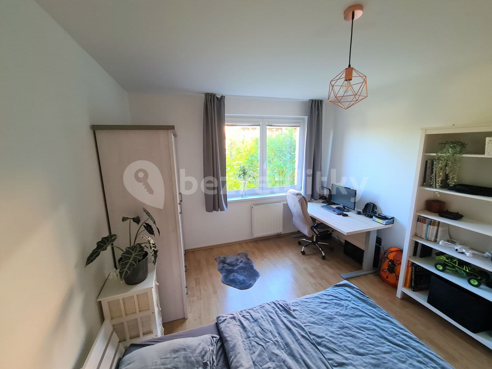 Prenájom bytu 3-izbový 83 m², Za Sídlištěm, Dolní Břežany, Středočeský kraj Prenájom bytu 3-izbový 83 m², Za Sídlištěm, Dolní Břežany, Středočeský kraj