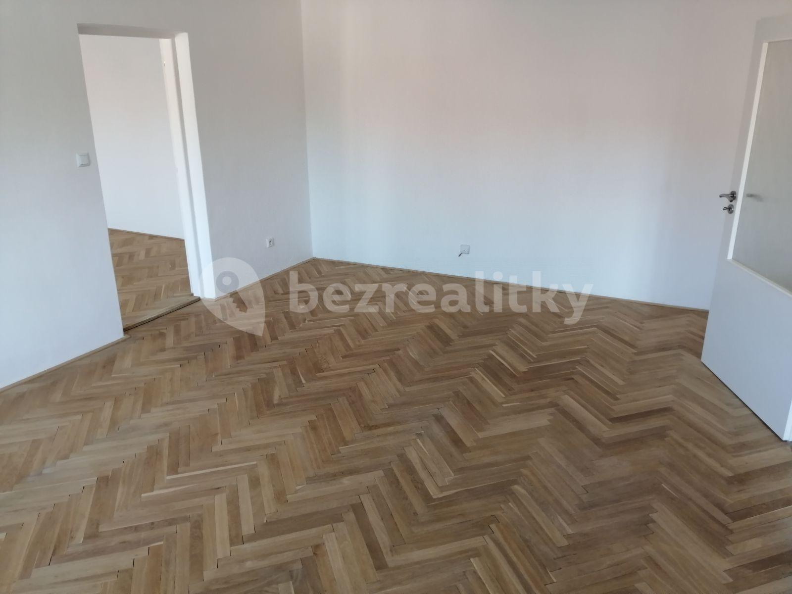 Prenájom bytu 2-izbový 59 m², Masarykovo náměstí, Náměšť nad Oslavou, Kraj Vysočina