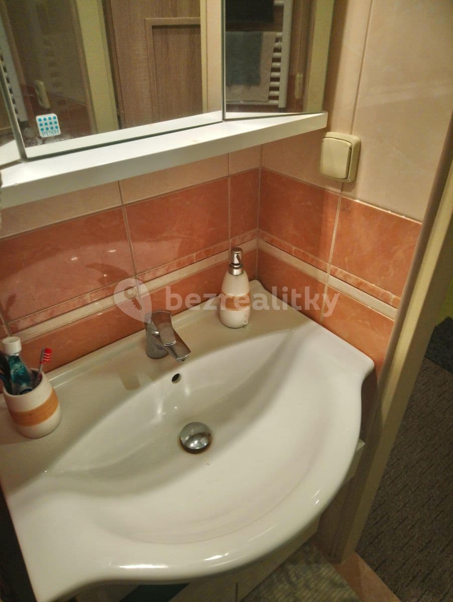 Prenájom bytu 2-izbový 65 m², Bezručova, Bílovec, Moravskoslezský kraj Prenájom bytu 2-izbový 65 m², Bezručova, Bílovec, Moravskoslezský kraj