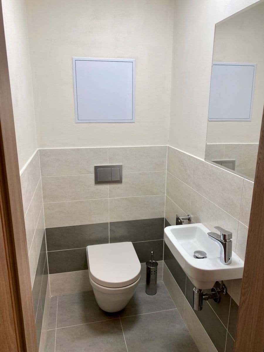 Prenájom bytu 3-izbový 75 m², Tupolevova, Praha, Praha Prenájom bytu 3-izbový 75 m², Tupolevova, Praha, Praha