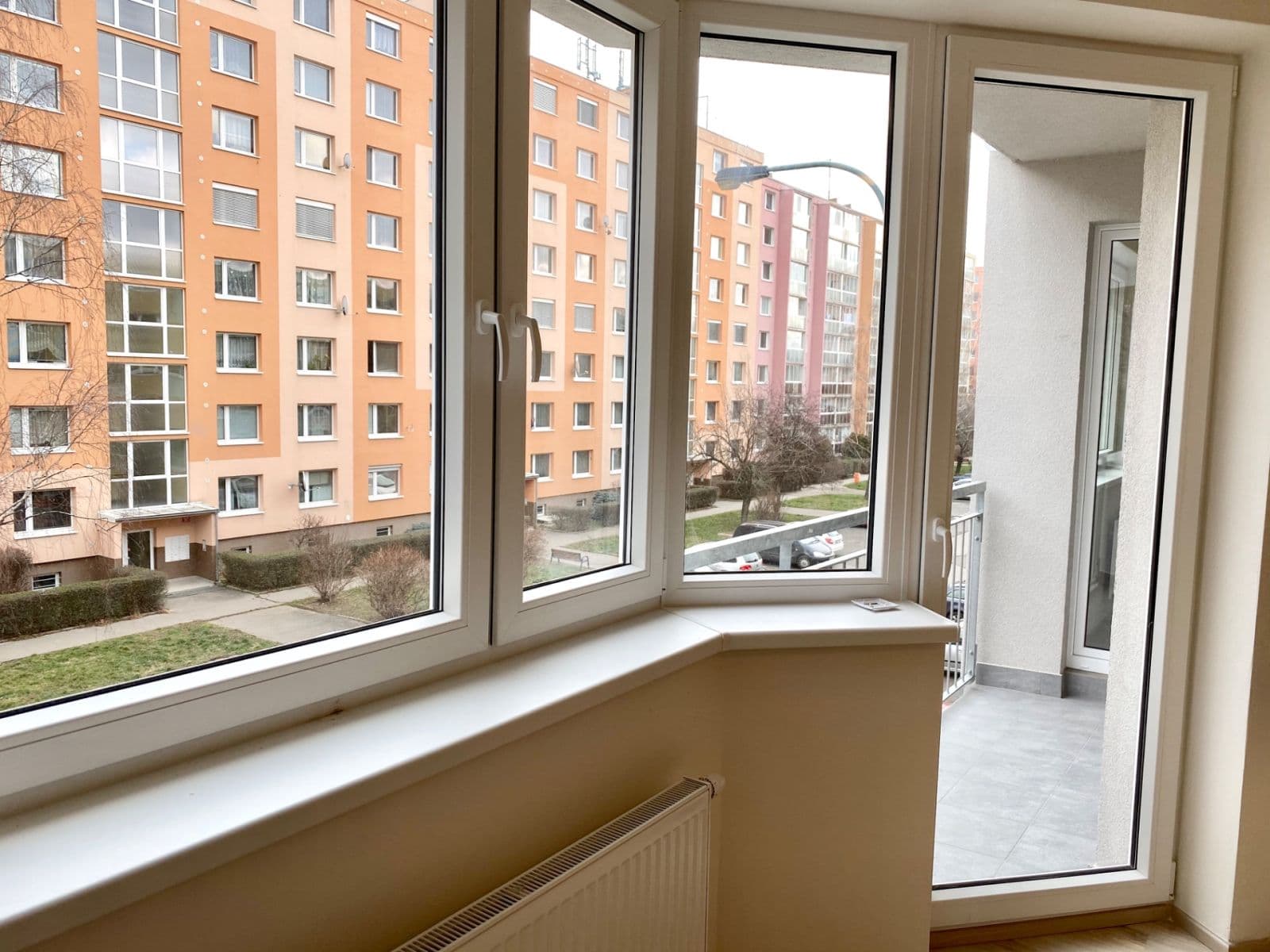 Prenájom bytu 3-izbový 75 m², Tupolevova, Praha, Praha Prenájom bytu 3-izbový 75 m², Tupolevova, Praha, Praha