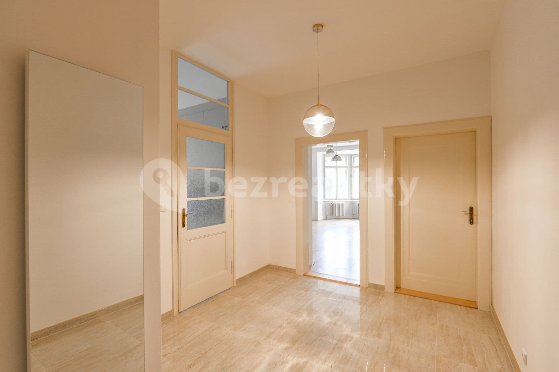 Prenájom bytu 3-izbový 103 m², Terronská, Praha, Praha Prenájom bytu 3-izbový 103 m², Terronská, Praha, Praha