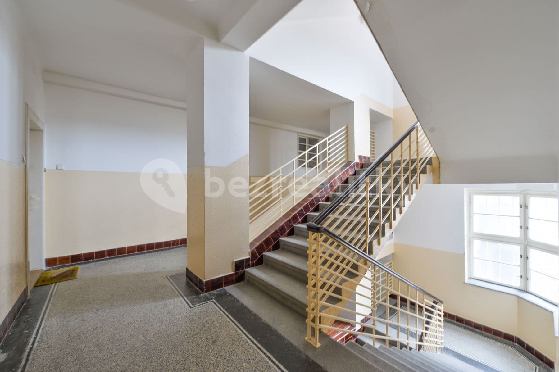 Prenájom bytu 3-izbový 103 m², Terronská, Praha, Praha Prenájom bytu 3-izbový 103 m², Terronská, Praha, Praha