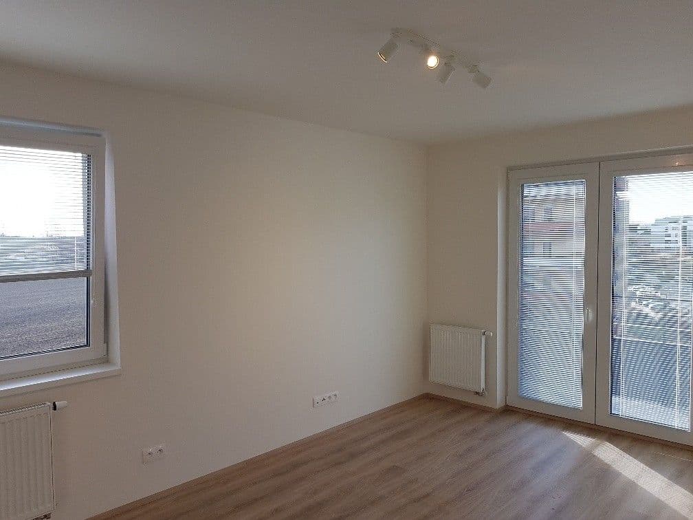 Prenájom bytu 2-izbový 53 m², Miroslava Hajna, Praha, Praha Prenájom bytu 2-izbový 53 m², Miroslava Hajna, Praha, Praha
