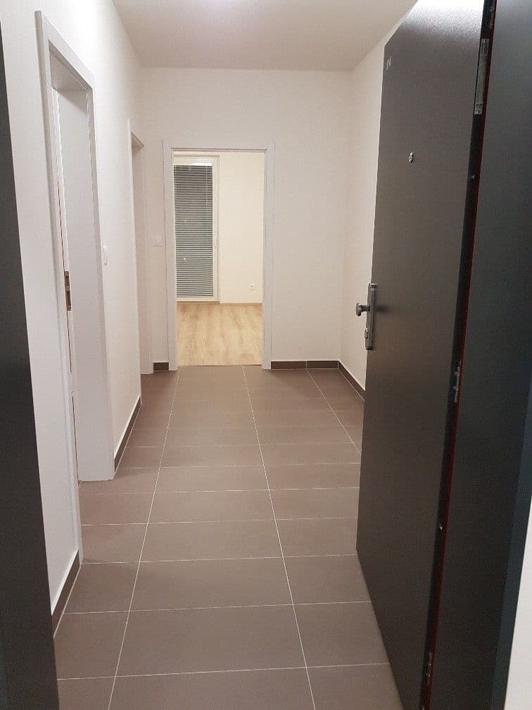 Prenájom bytu 2-izbový 53 m², Miroslava Hajna, Praha, Praha Prenájom bytu 2-izbový 53 m², Miroslava Hajna, Praha, Praha
