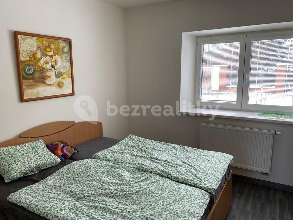 Prenájom bytu 3-izbový 60 m², Dubenecká, Praha, Praha Prenájom bytu 3-izbový 60 m², Dubenecká, Praha, Praha