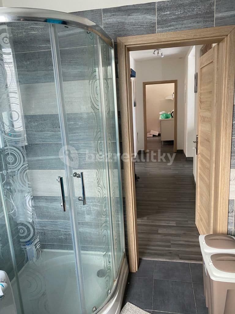 Prenájom bytu 3-izbový 60 m², Dubenecká, Praha, Praha Prenájom bytu 3-izbový 60 m², Dubenecká, Praha, Praha