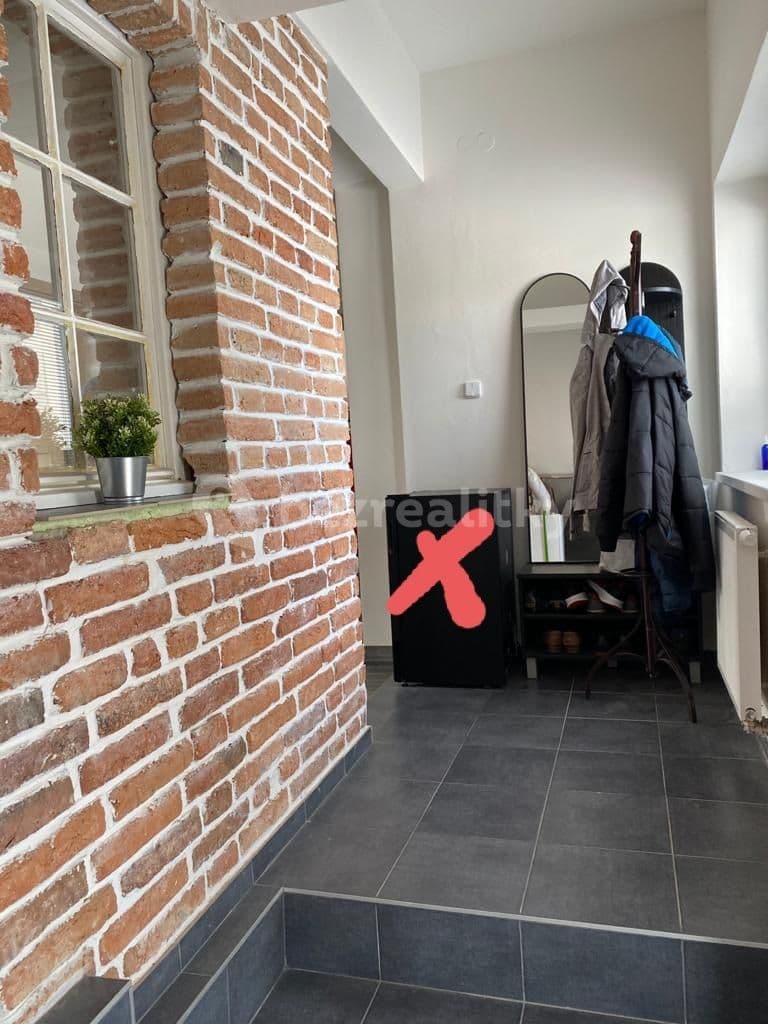 Prenájom bytu 3-izbový 60 m², Dubenecká, Praha, Praha Prenájom bytu 3-izbový 60 m², Dubenecká, Praha, Praha