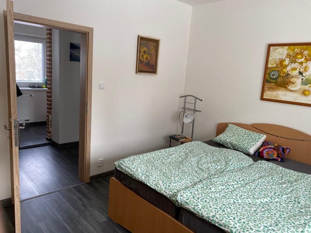 Prenájom bytu 2-izbový 60 m², Dubenecká, Praha, Praha Prenájom bytu 2-izbový 60 m², Dubenecká, Praha, Praha