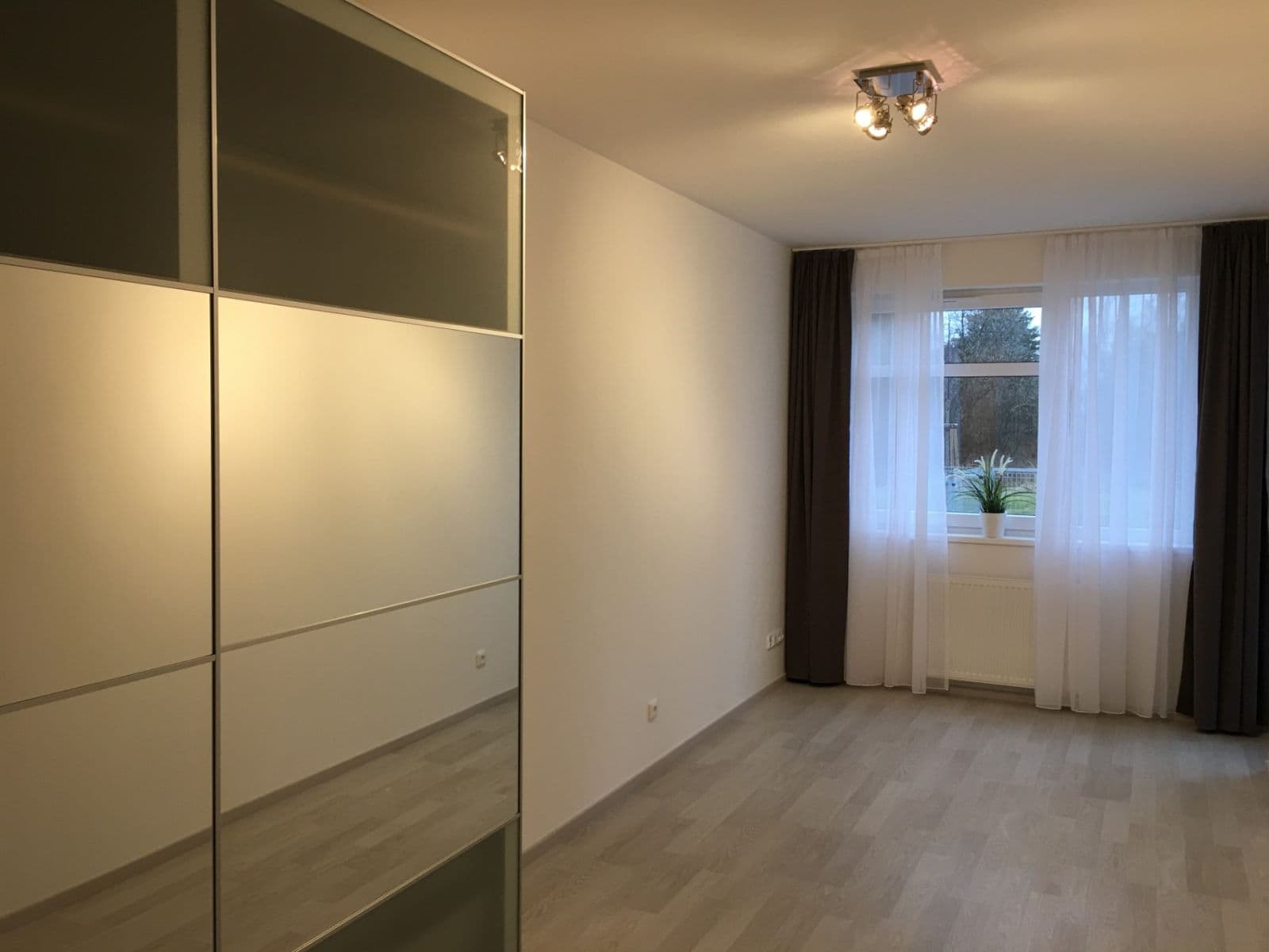 Prenájom bytu 3-izbový 92 m², Oty Bubeníčka, Praha, Praha Prenájom bytu 3-izbový 92 m², Oty Bubeníčka, Praha, Praha
