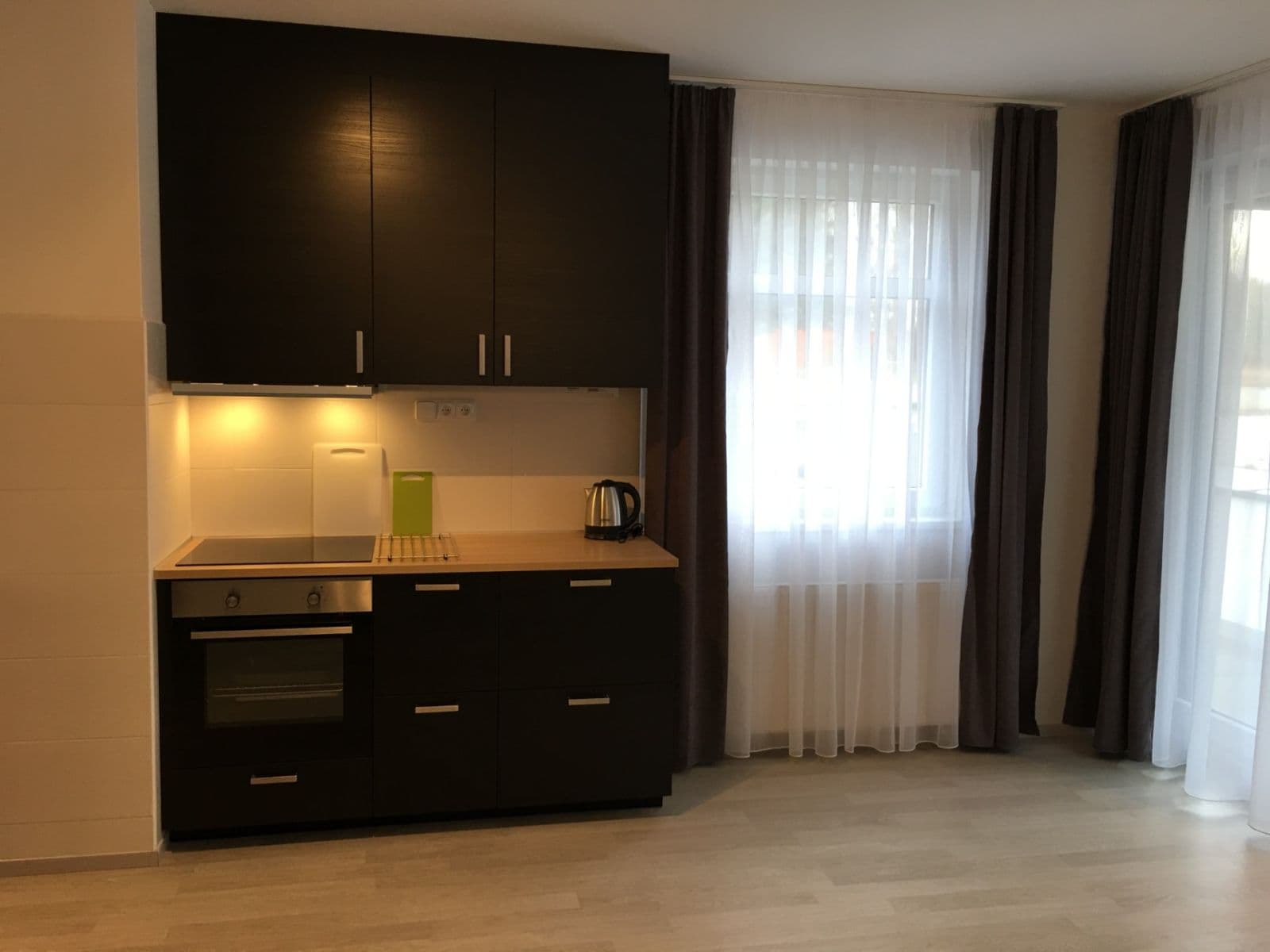 Prenájom bytu 3-izbový 92 m², Oty Bubeníčka, Praha, Praha Prenájom bytu 3-izbový 92 m², Oty Bubeníčka, Praha, Praha