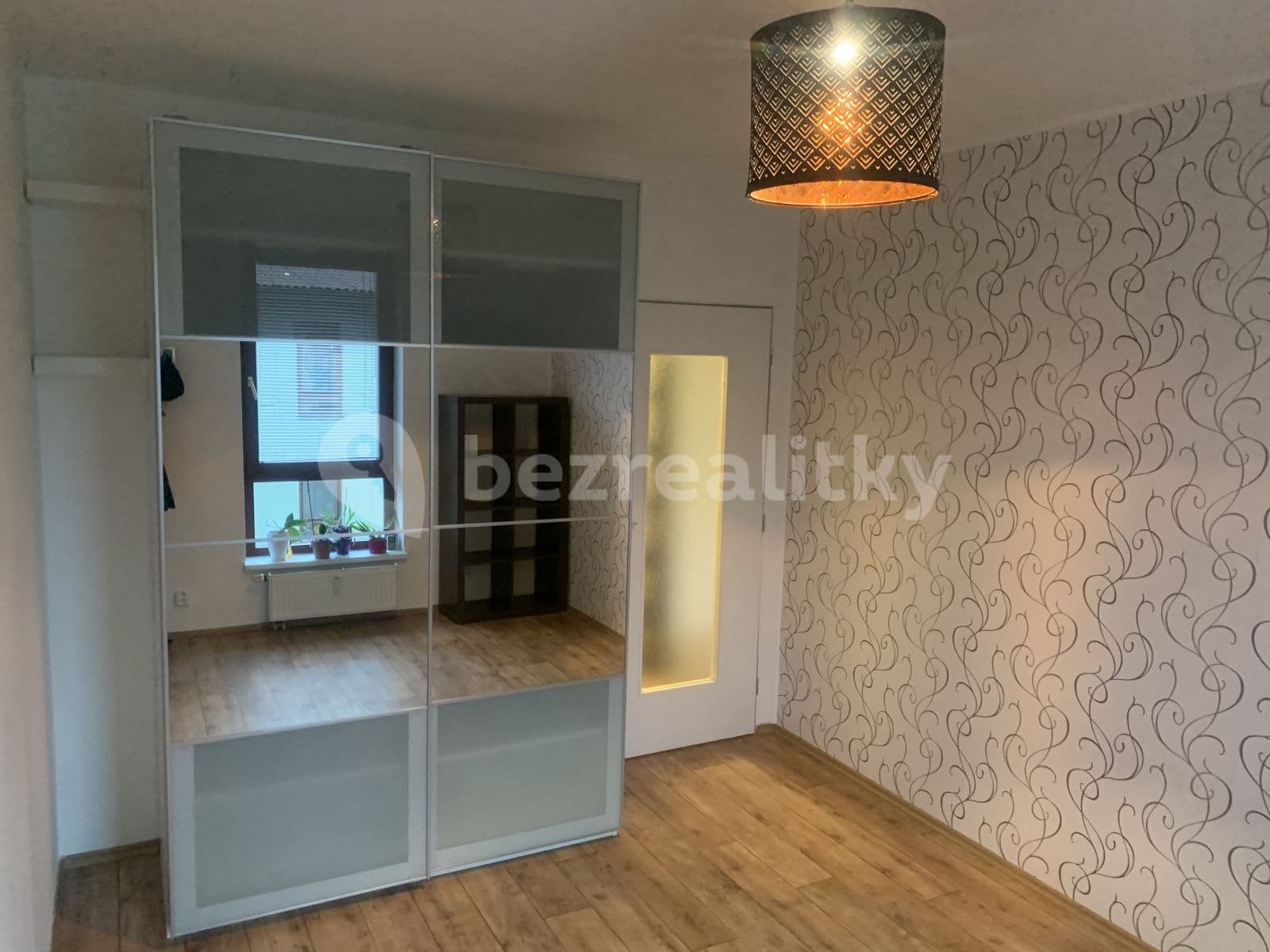 Prenájom bytu 2-izbový 45 m², Zimní, Hostivice, Středočeský kraj Prenájom bytu 2-izbový 45 m², Zimní, Hostivice, Středočeský kraj