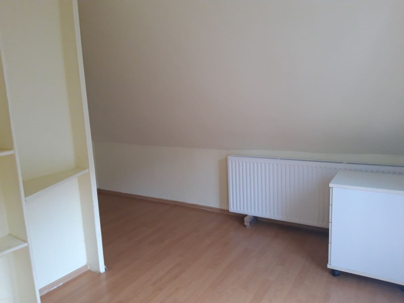 Prenájom bytu 5-izbový 87 m², U Schodů, Praha, Praha Prenájom bytu 5-izbový 87 m², U Schodů, Praha, Praha