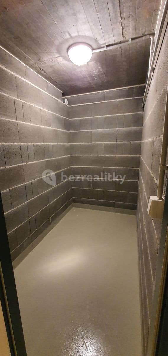 Prenájom bytu 2-izbový 57 m², Novovysočanská, Praha, Praha Prenájom bytu 2-izbový 57 m², Novovysočanská, Praha, Praha