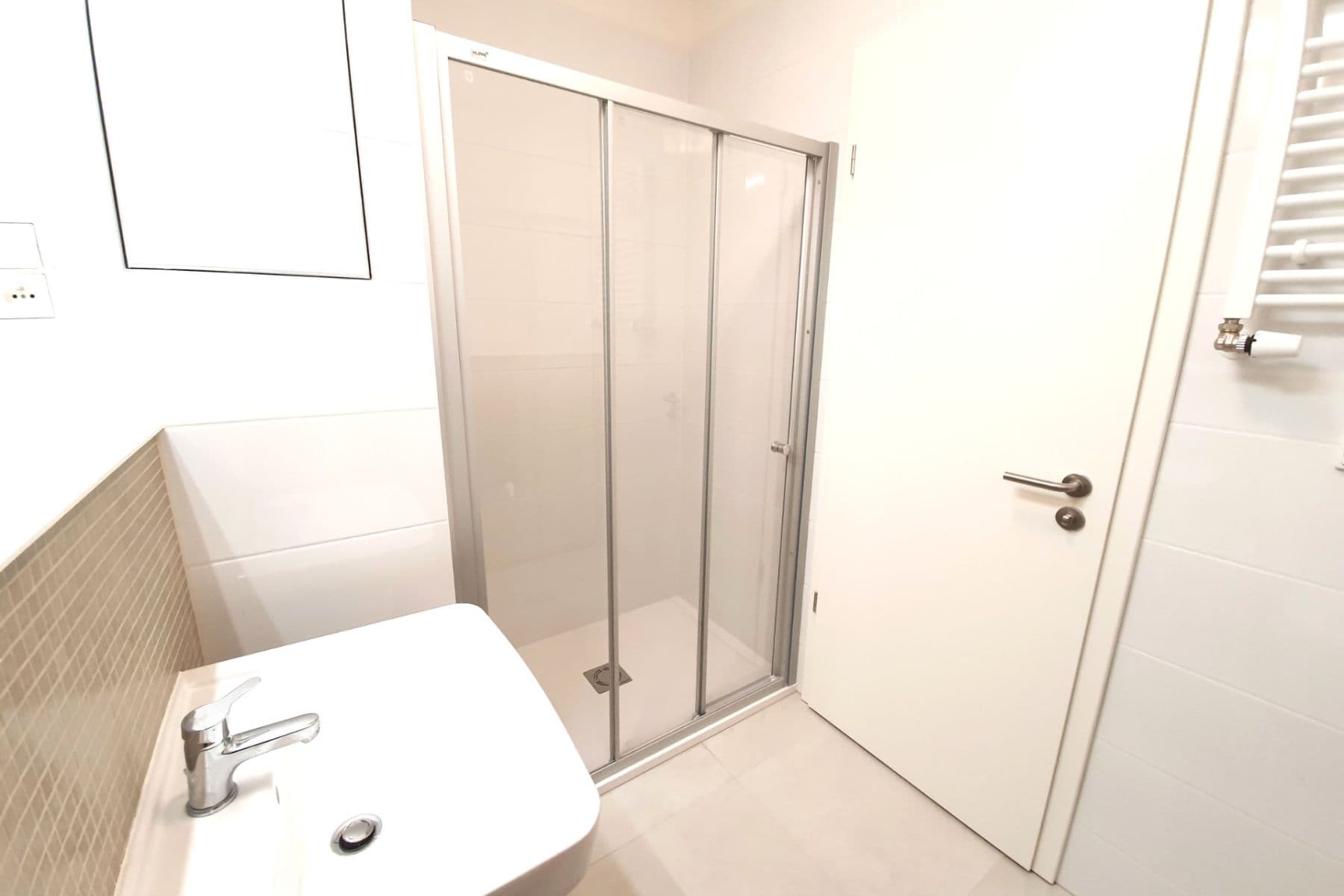 Prenájom bytu 2-izbový 57 m², Novovysočanská, Praha, Praha Prenájom bytu 2-izbový 57 m², Novovysočanská, Praha, Praha