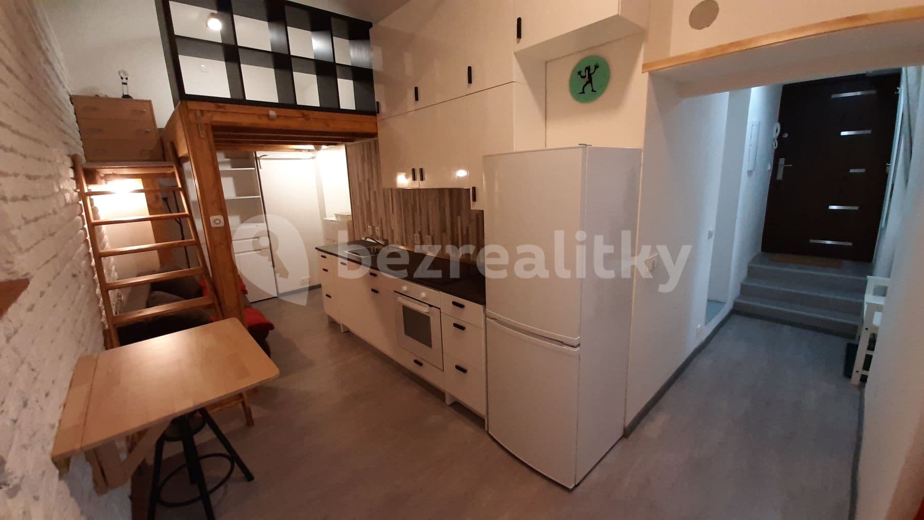 Prenájom bytu 1-izbový 39 m², Jeronýmova, Praha, Praha