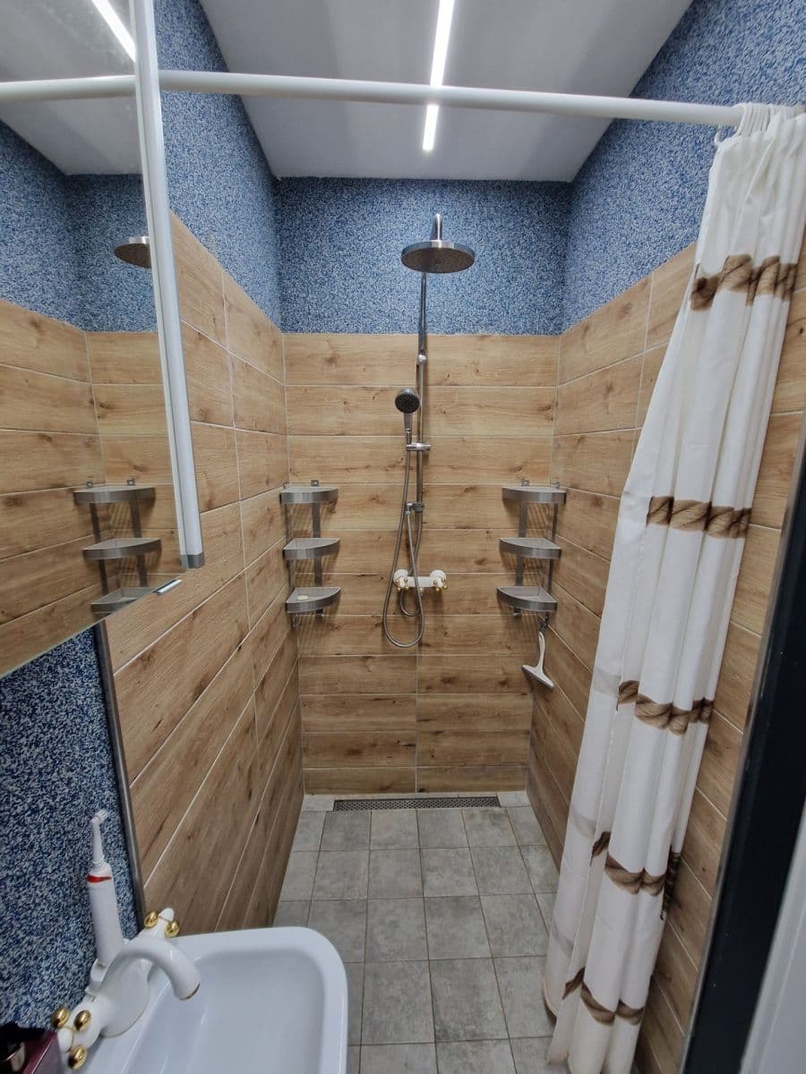Prenájom bytu 1-izbový 36 m², Jeronýmova, Praha, Praha Prenájom bytu 1-izbový 36 m², Jeronýmova, Praha, Praha