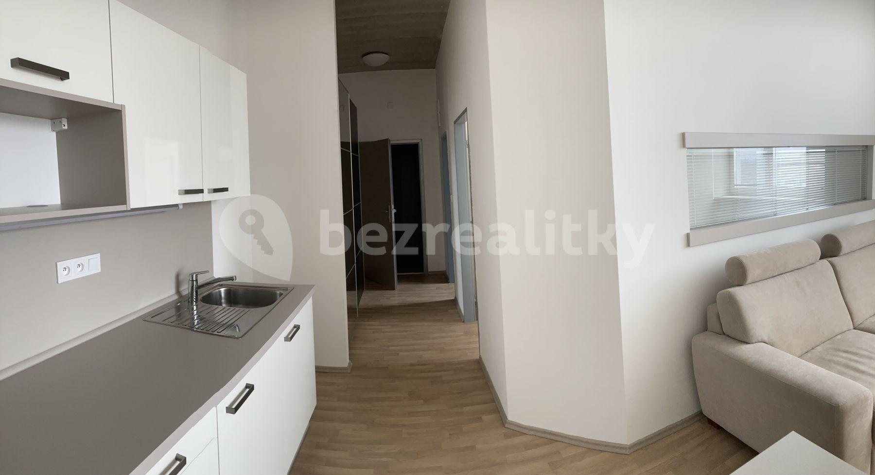 Prenájom bytu 2-izbový 45 m², U Uhříněveské obory, Praha, Praha