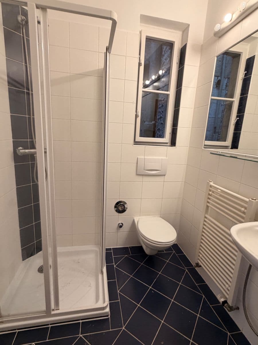 Prenájom bytu Garsoniéra 33 m², Uralská, Praha, Praha Prenájom bytu Garsoniéra 33 m², Uralská, Praha, Praha