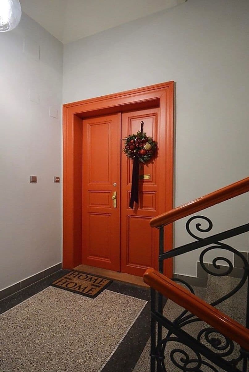 Prenájom bytu 2-izbový 52 m², Slezská, Praha, Praha Prenájom bytu 2-izbový 52 m², Slezská, Praha, Praha
