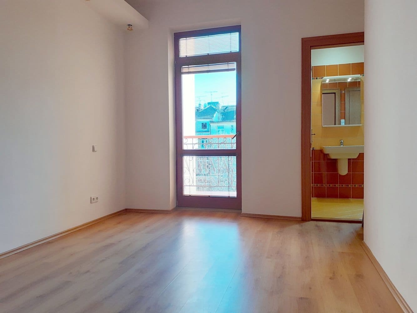 Prenájom bytu 2-izbový 52 m², Slezská, Praha, Praha Prenájom bytu 2-izbový 52 m², Slezská, Praha, Praha
