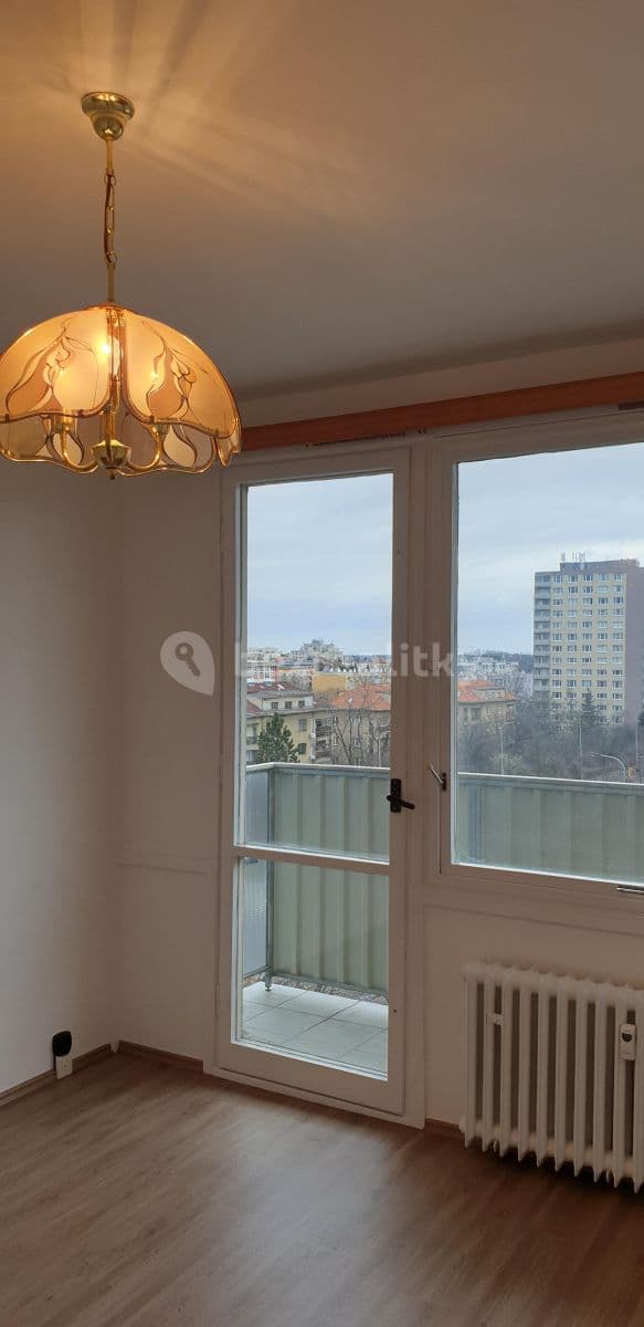 Prenájom bytu 3-izbový 73 m², Počernická, Praha, Praha Prenájom bytu 3-izbový 73 m², Počernická, Praha, Praha