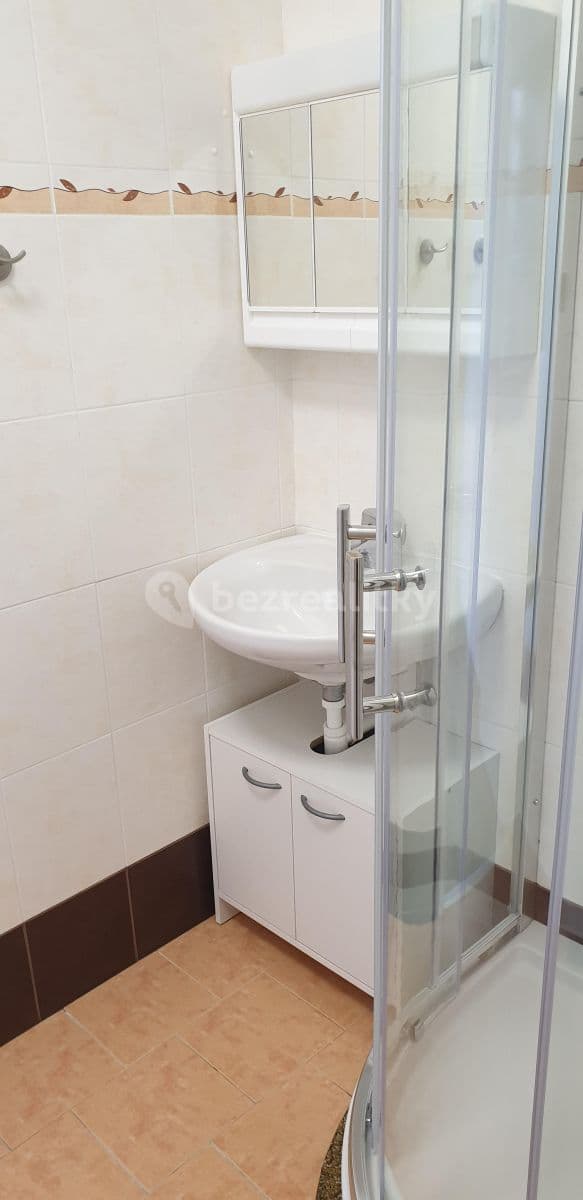 Prenájom bytu 3-izbový 73 m², Počernická, Praha, Praha Prenájom bytu 3-izbový 73 m², Počernická, Praha, Praha