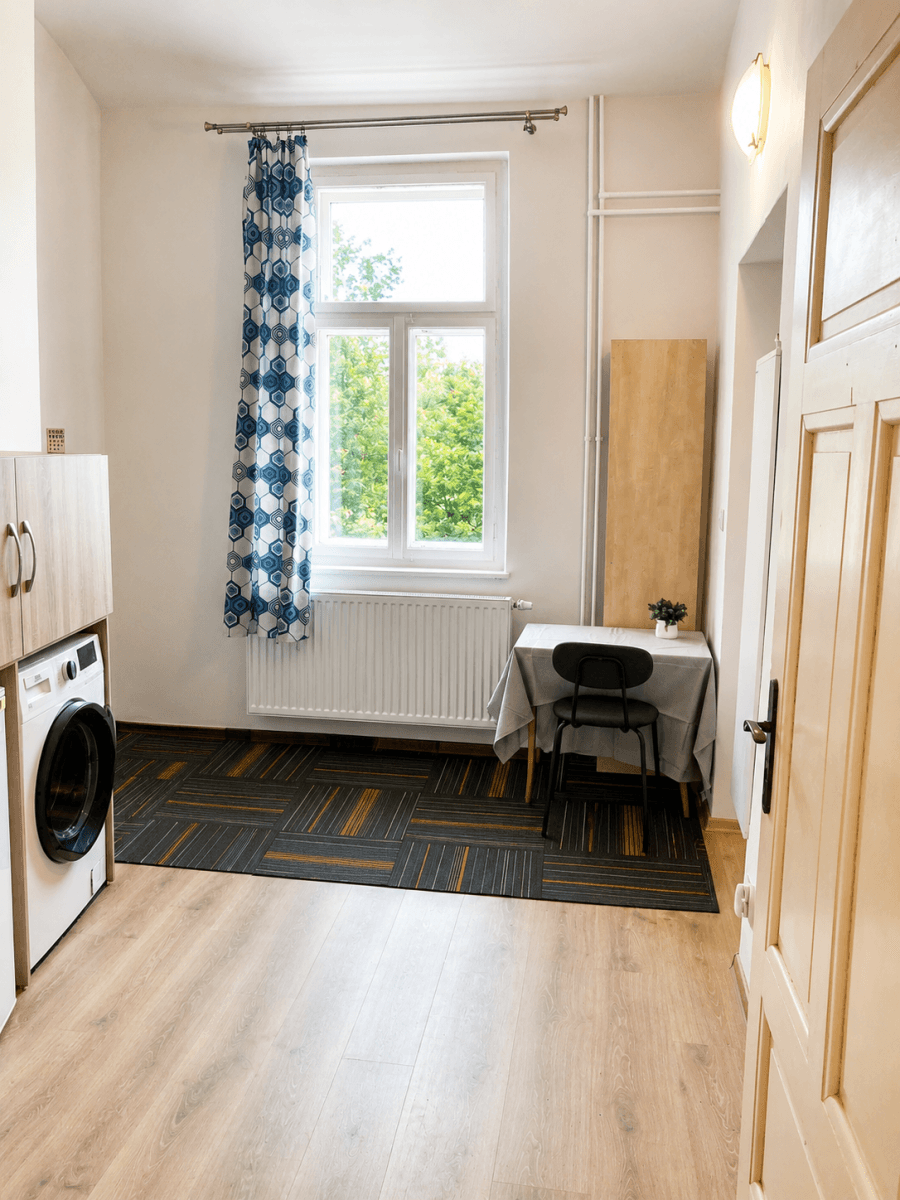 Prenájom bytu Garsoniéra 24 m², Emilie Floriánové, Jablonec nad Nisou, Liberecký kraj Prenájom bytu Garsoniéra 24 m², Emilie Floriánové, Jablonec nad Nisou, Liberecký kraj