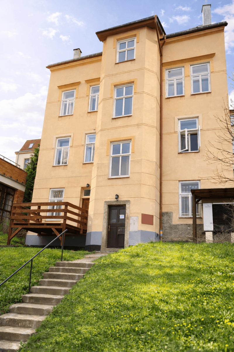 Prenájom bytu Garsoniéra 24 m², Emilie Floriánové, Jablonec nad Nisou, Liberecký kraj Prenájom bytu Garsoniéra 24 m², Emilie Floriánové, Jablonec nad Nisou, Liberecký kraj