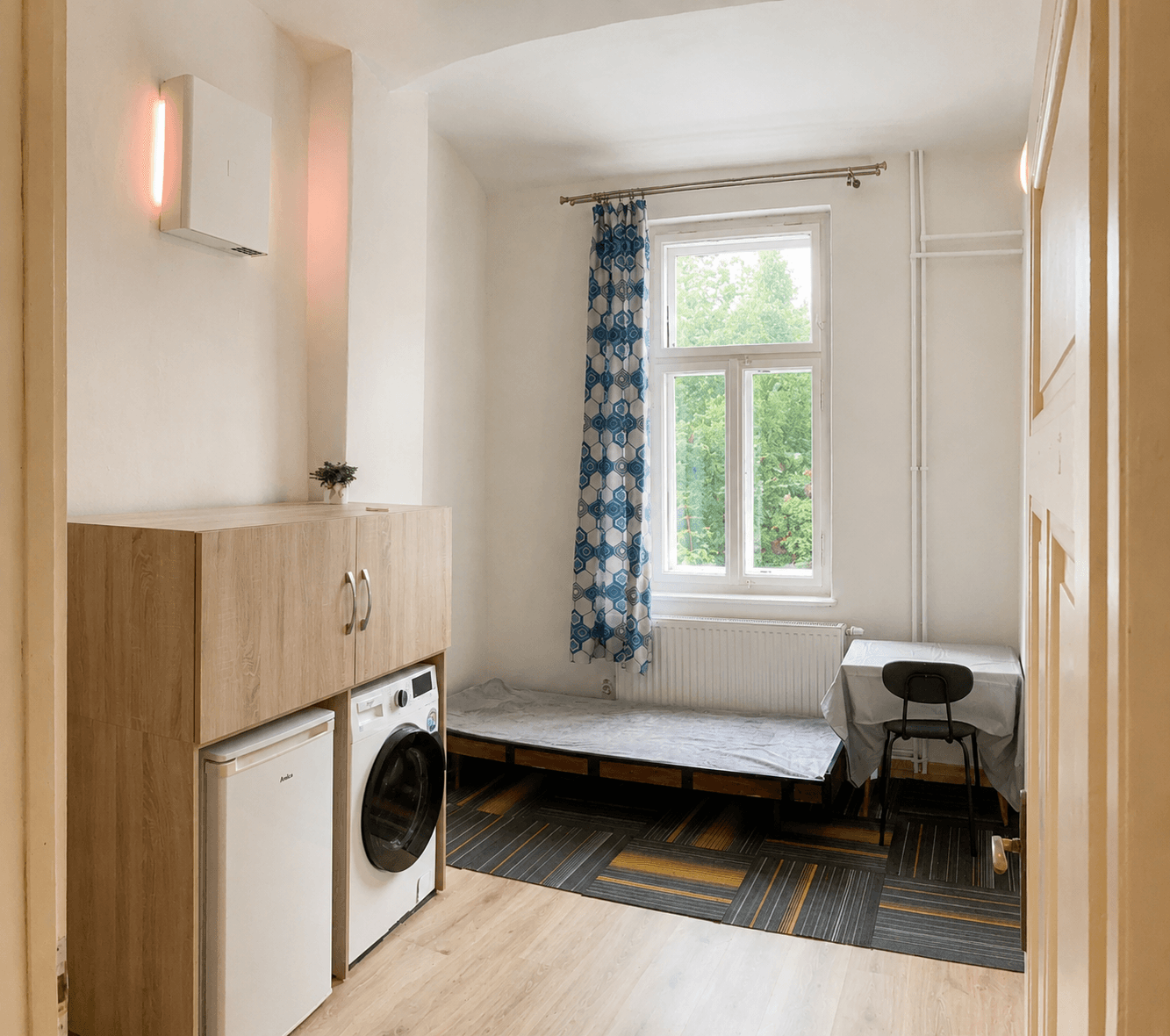 Prenájom bytu Garsoniéra 24 m², Emilie Floriánové, Jablonec nad Nisou, Liberecký kraj Prenájom bytu Garsoniéra 24 m², Emilie Floriánové, Jablonec nad Nisou, Liberecký kraj