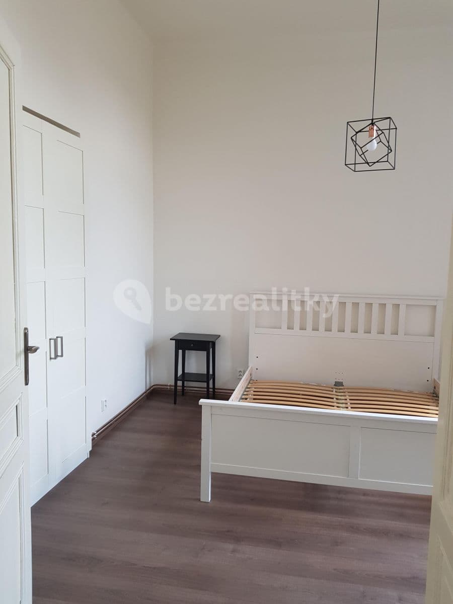 Prenájom bytu 2-izbový 58 m², Karlovotýnská, Nučice, Středočeský kraj Prenájom bytu 2-izbový 58 m², Karlovotýnská, Nučice, Středočeský kraj