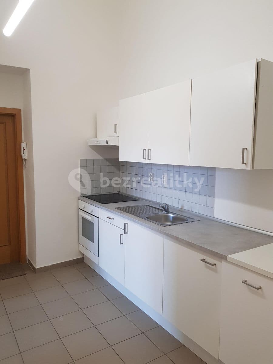 Prenájom bytu 2-izbový 58 m², Karlovotýnská, Nučice, Středočeský kraj Prenájom bytu 2-izbový 58 m², Karlovotýnská, Nučice, Středočeský kraj