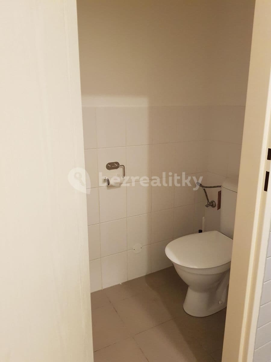 Prenájom bytu 2-izbový 58 m², Karlovotýnská, Nučice, Středočeský kraj Prenájom bytu 2-izbový 58 m², Karlovotýnská, Nučice, Středočeský kraj