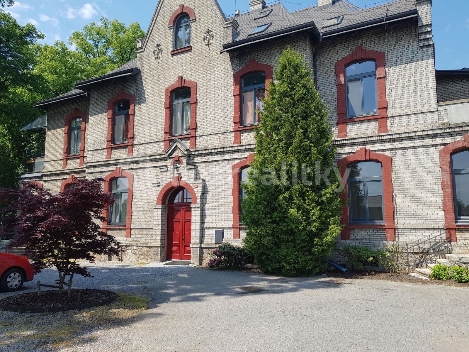 Prenájom bytu 2-izbový 58 m², Karlovotýnská, Nučice, Středočeský kraj Prenájom bytu 2-izbový 58 m², Karlovotýnská, Nučice, Středočeský kraj