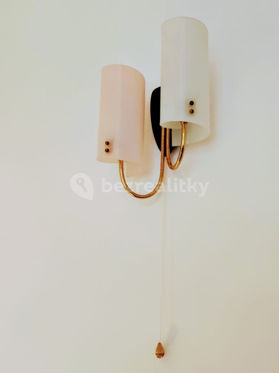 Prenájom bytu 3-izbový 66 m², Veverkova, Praha, Praha Prenájom bytu 3-izbový 66 m², Veverkova, Praha, Praha